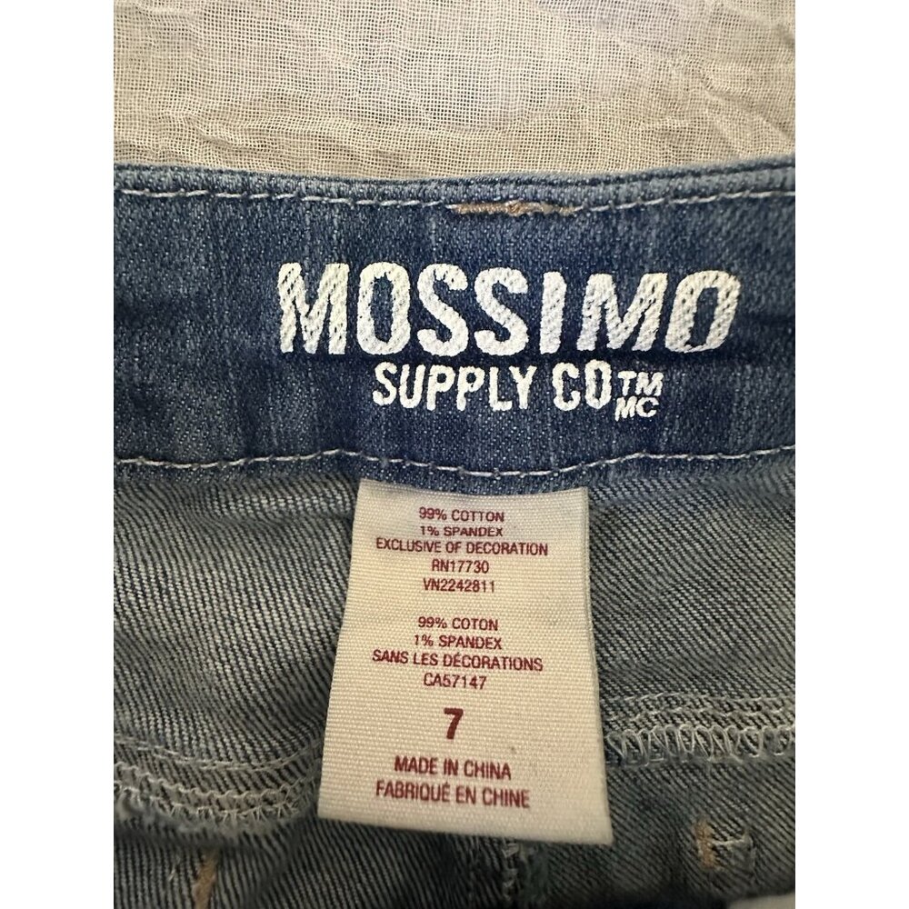 🌵4/$25 Mossimo Junior's Size 7 Blue Denim Shorts Embroidered Floral Cottagecore - Picture 2 of 8
